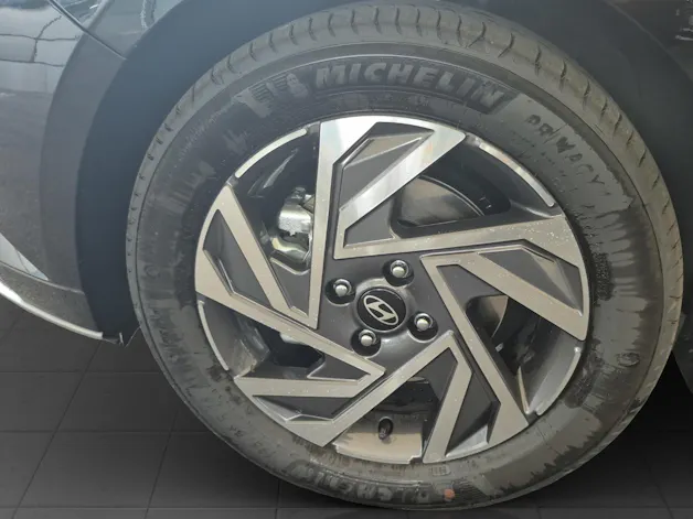 HYUNDAI i20 1.0 T-GDi Amplia Go