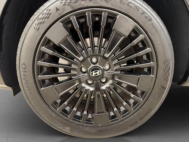 HYUNDAI Santa Fe 1.6 T-GDi PHEV Calligraphy
