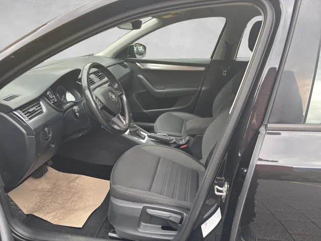 SKODA Octavia Combi 2.0 TDI Ambition 4x4