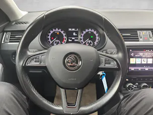 SKODA Octavia Combi 2.0 TDI Ambition 4x4