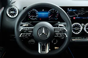 MERCEDES-BENZ GLA 35 AMG 4matic H247