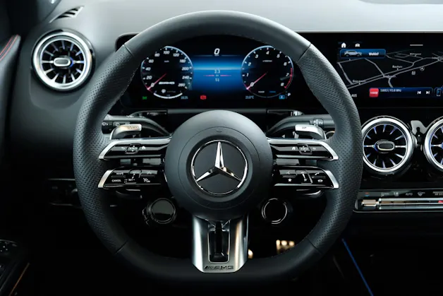 MERCEDES-BENZ GLA 35 AMG 4matic H247
