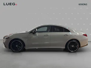 MERCEDES-BENZ CLA 200 - AMG / DISTRONIC / Rückfahrkamera / Soundsystem / Panorama-Dach