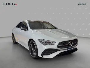 MERCEDES-BENZ CLA 200 - AMG / DISTRONIC / Rückfahrkamera / Soundsystem / Panorama-Dach