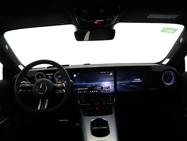 MERCEDES-BENZ CLA 350 4MATIC EQ