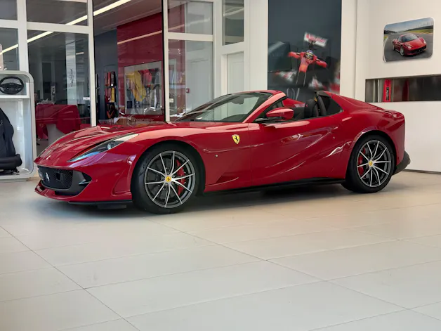 FERRARI 812 GTS