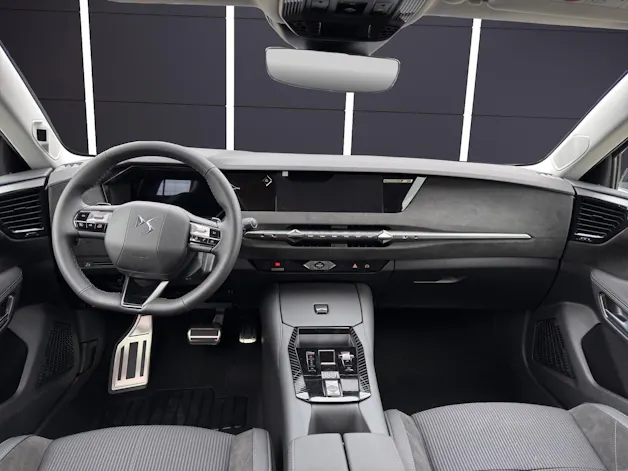 DS AUTOMOBILES N°4 1.2 MHEV Performance Line