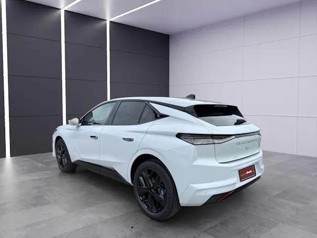 DS AUTOMOBILES N°4 1.2 MHEV Performance Line