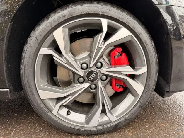 AUDI A3 SPORTBACK 45 TFSI e S LINE *** 140 KM ELETKTRISCHE REICHWEITE & PANORAMAGLASDACH ***