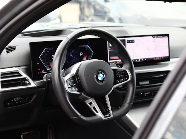 BMW 320d xDrive 48V Touring Steptronic M Sport PRO