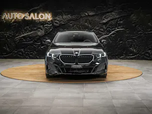 BMW 520d xDrive M Sport Pro Steptronic *Werksgarantie*Iconic Glow*Panorama*Head Up*