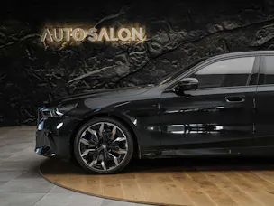BMW 520d xDrive M Sport Pro Steptronic *Werksgarantie*Iconic Glow*Panorama*Head Up*
