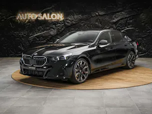 BMW 520d xDrive M Sport Pro Steptronic *Werksgarantie*Iconic Glow*Panorama*Head Up*