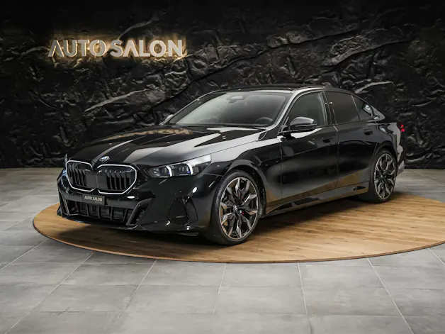 BMW 520d xDrive M Sport Pro Steptronic *Werksgarantie*Iconic Glow*Panorama*Head Up*