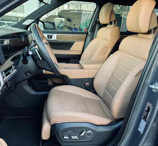 HYUNDAI Santa Fe 1.6 T-GDi HEV Calligraphy 4WD Automatic