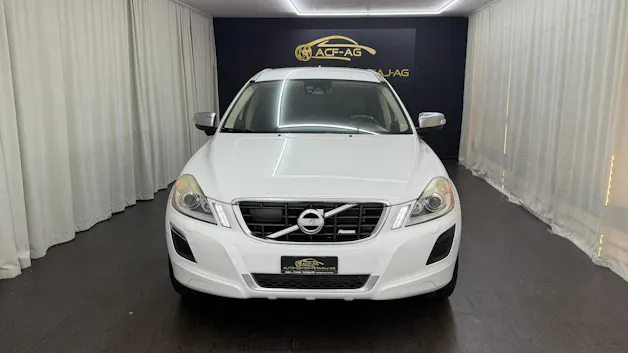 VOLVO XC60 D5 AWD R-Design Geartronic