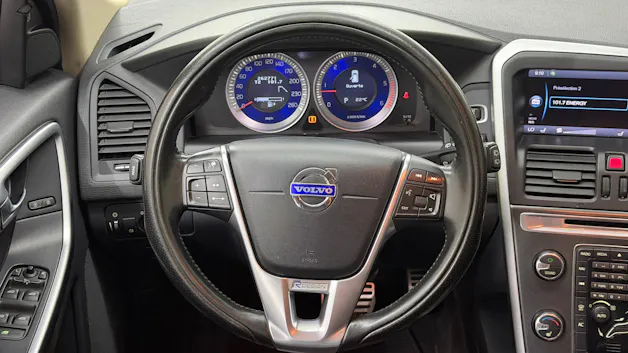 VOLVO XC60 D5 AWD R-Design Geartronic