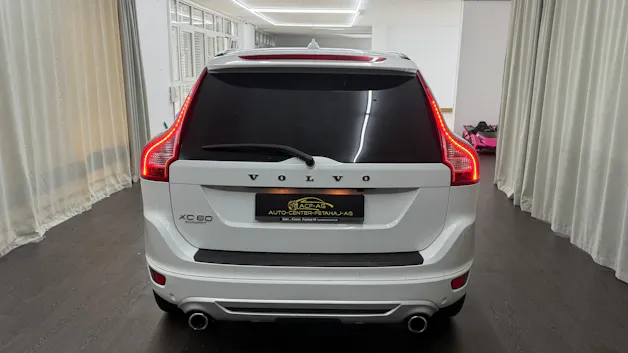 VOLVO XC60 D5 AWD R-Design Geartronic
