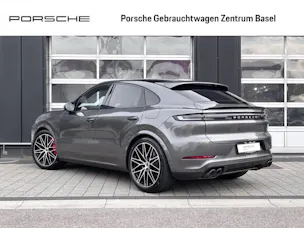 PORSCHE Cayenne Turbo E-Hybrid Coupé