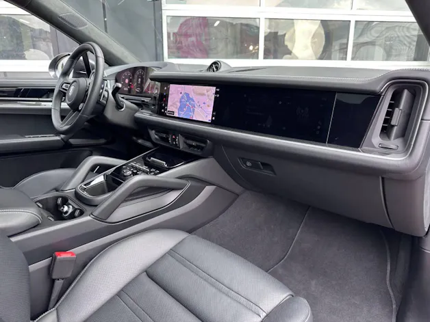 PORSCHE Cayenne Turbo E-Hybrid Coupé