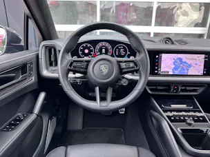 PORSCHE Cayenne Turbo E-Hybrid Coupé