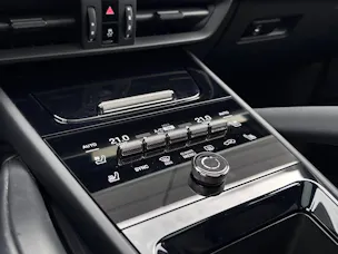 PORSCHE Cayenne Turbo E-Hybrid Coupé