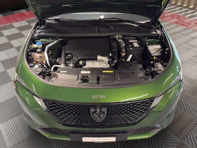 PEUGEOT 308 1.2 Pure Tech GT Pack EAT8