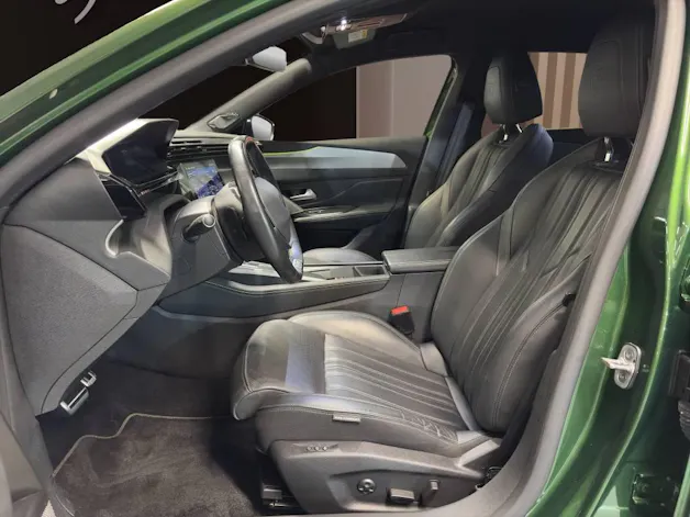 PEUGEOT 308 1.2 Pure Tech GT Pack EAT8