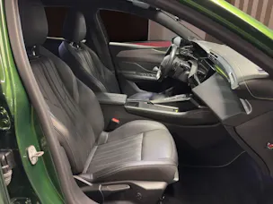 PEUGEOT 308 1.2 Pure Tech GT Pack EAT8