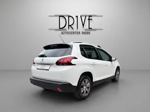 PEUGEOT 2008 1.2 PureTech Style EAT6 *Apple CarPlay*Sitzheizung uvm*