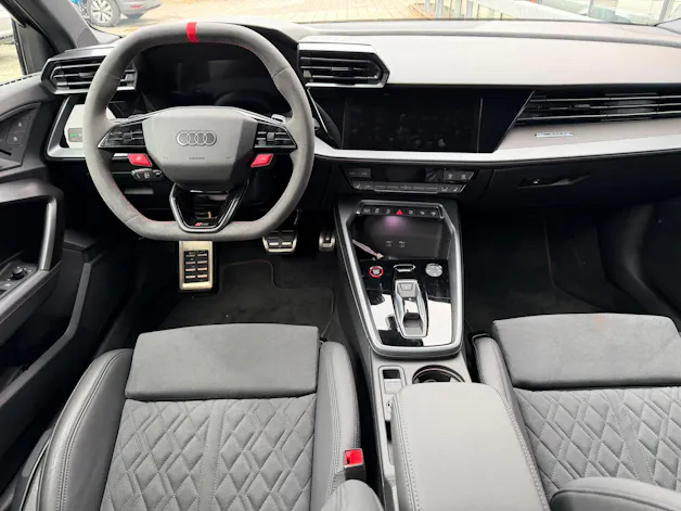 AUDI RS3 Sportback 2.5 TSI quattro S-tronic