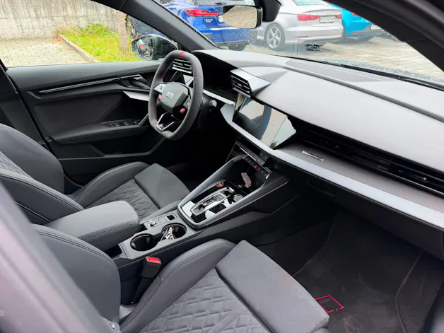 AUDI RS3 Sportback 2.5 TSI quattro S-tronic