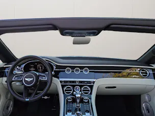 BENTLEY Continental GTC 4.0 V8 PHEV Speed inkl. Carbon Ceramic Bremsen usw.