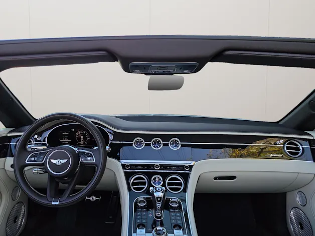 BENTLEY Continental GTC 4.0 V8 PHEV Speed inkl. Carbon Ceramic Bremsen usw.