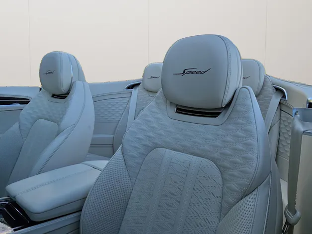 BENTLEY Continental GTC 4.0 V8 PHEV Speed inkl. Carbon Ceramic Bremsen usw.