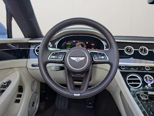 BENTLEY Continental GTC 4.0 V8 PHEV Speed inkl. Carbon Ceramic Bremsen usw.