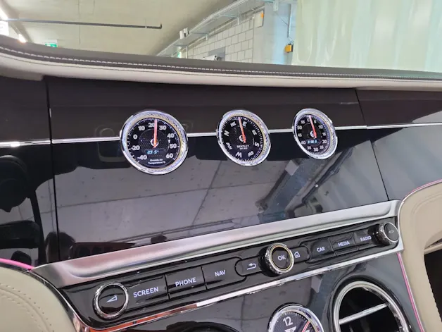 BENTLEY Continental GTC 4.0 V8 PHEV Speed inkl. Carbon Ceramic Bremsen usw.