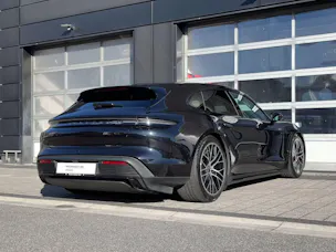 PORSCHE Taycan GTS Sport Turismo