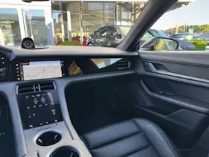 PORSCHE Taycan GTS Sport Turismo