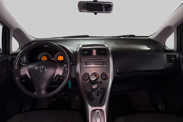 Toyota Auris 1.4 Linea Luna