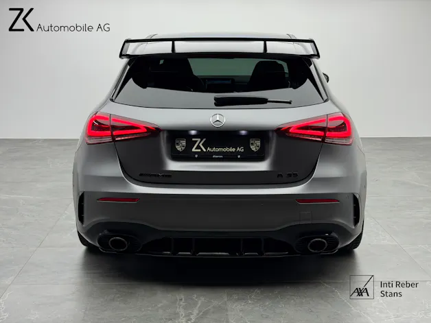 MERCEDES-BENZ A 35 AMG 4Matic Mountain Grey Magno Speedshift / 360° Kamera / Panoramadach / Burmester Sound / Keyless Go / AMG Sportsitze /