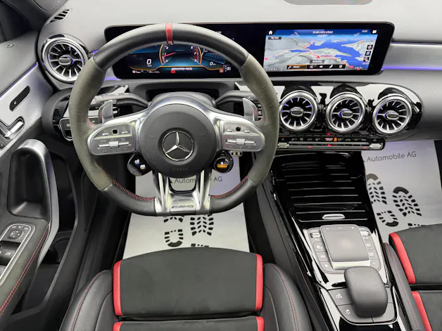 MERCEDES-BENZ A 35 AMG 4Matic Mountain Grey Magno Speedshift / 360° Kamera / Panoramadach / Burmester Sound / Keyless Go / AMG Sportsitze /