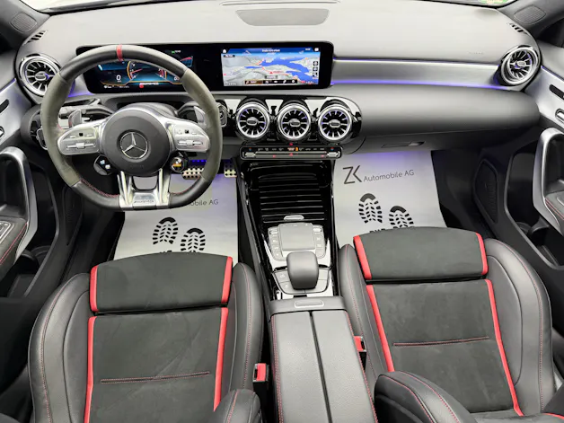 MERCEDES-BENZ A 35 AMG 4Matic Mountain Grey Magno Speedshift / 360° Kamera / Panoramadach / Burmester Sound / Keyless Go / AMG Sportsitze /