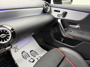 MERCEDES-BENZ A 35 AMG 4Matic Mountain Grey Magno Speedshift / 360° Kamera / Panoramadach / Burmester Sound / Keyless Go / AMG Sportsitze /