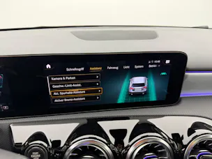 MERCEDES-BENZ A 35 AMG 4Matic Mountain Grey Magno Speedshift / 360° Kamera / Panoramadach / Burmester Sound / Keyless Go / AMG Sportsitze /
