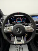 MERCEDES-BENZ A 35 AMG 4Matic Mountain Grey Magno Speedshift / 360° Kamera / Panoramadach / Burmester Sound / Keyless Go / AMG Sportsitze /