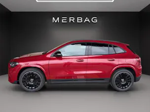 MERCEDES-BENZ GLA 200 Night Star 7G-D