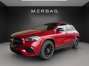 MERCEDES-BENZ GLA 200 Night Star 7G-D