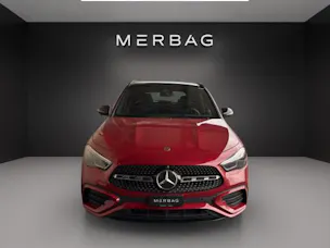 MERCEDES-BENZ GLA 200 Night Star 7G-D