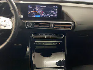 MERCEDES-BENZ EQC 400 AMG Line 4MATIC